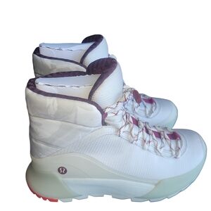 Lululemon Canadian Olympic Team Closing Ceremony Winter Boots Beijing 2022 8US